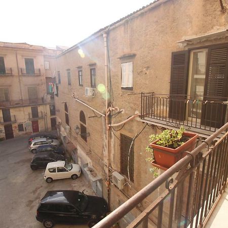 Kaleidos Private Apartment Palermo Esterno foto